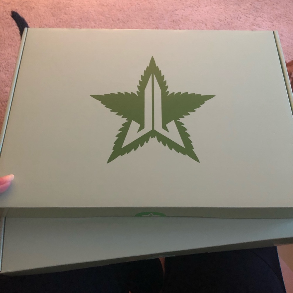 Jeffree Star 420 Mirror